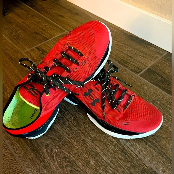 Under Armour Curry 2 Low “Energy” - Men’s Size 11.5, Rocket Red/Black - Picture 6 of 8
